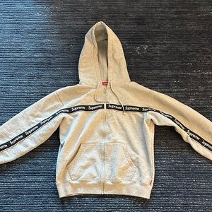 Supreme Text Stripe Zip Up Hooded Sweatshirt ‘Grey’